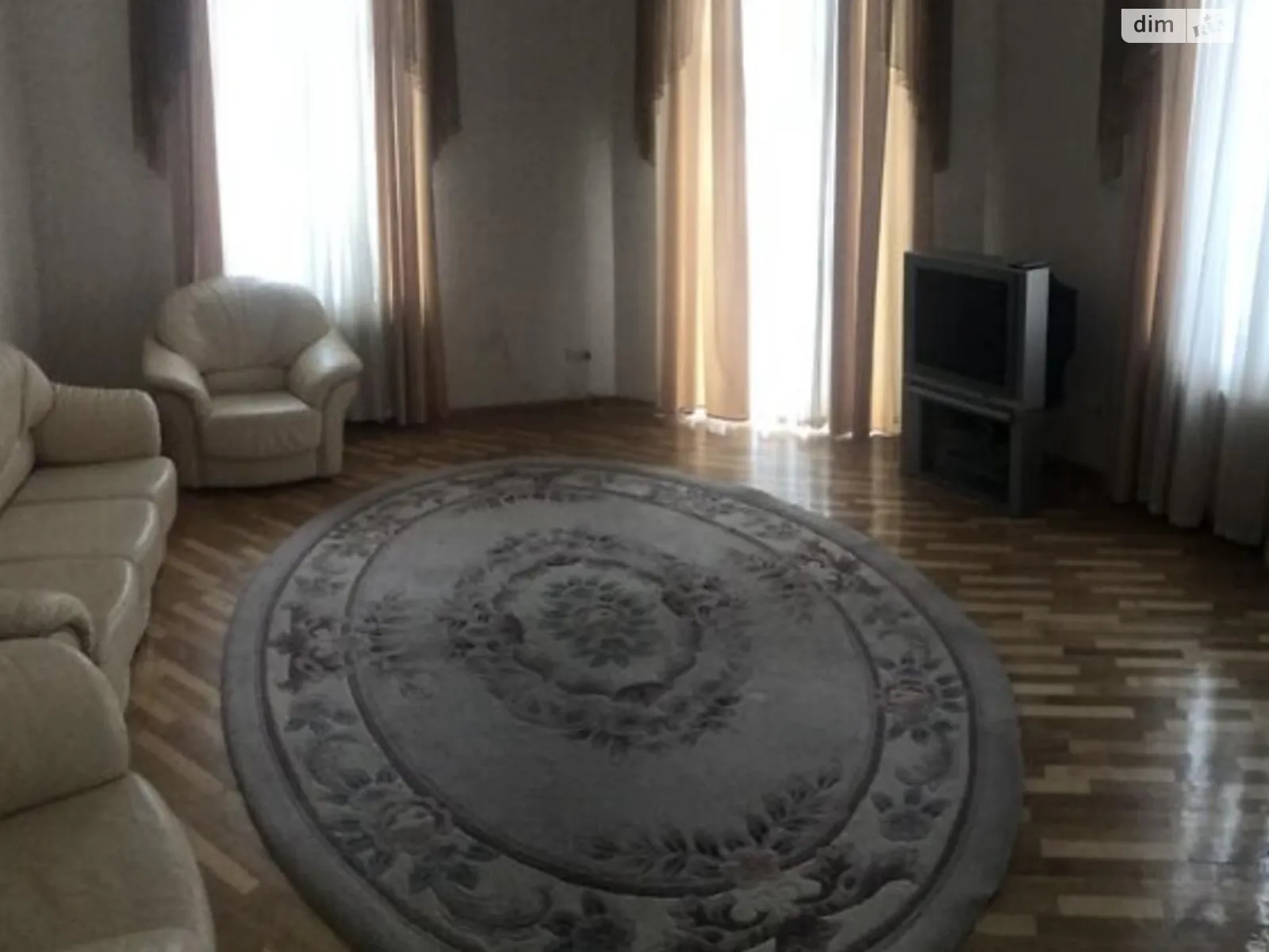 4-комнатная квартира 139 кв. м в Тернополе, ул. Франко Ивана
