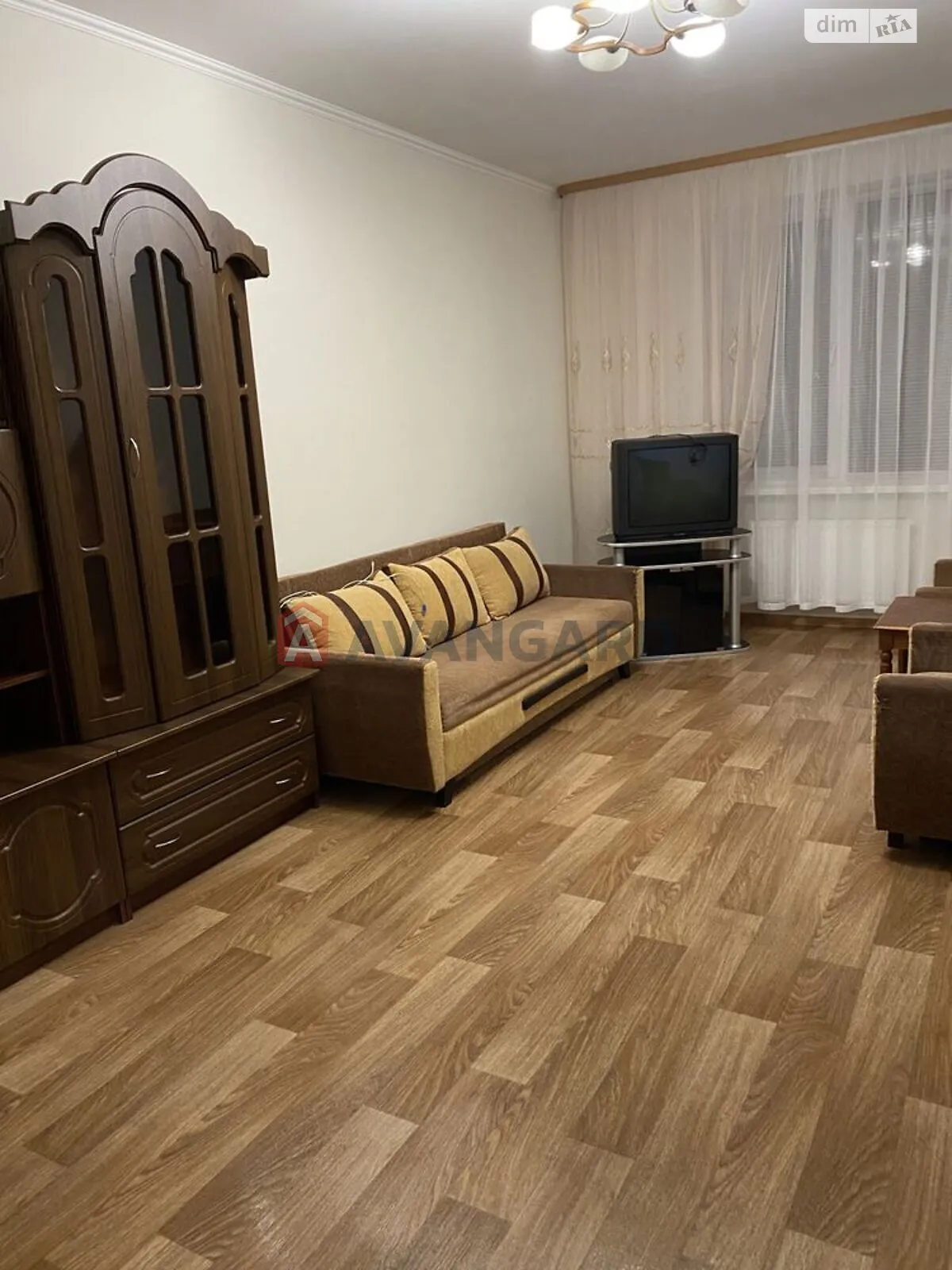 Сдается в аренду 1-комнатная квартира 48 кв. м в Киеве, ул. Олевская