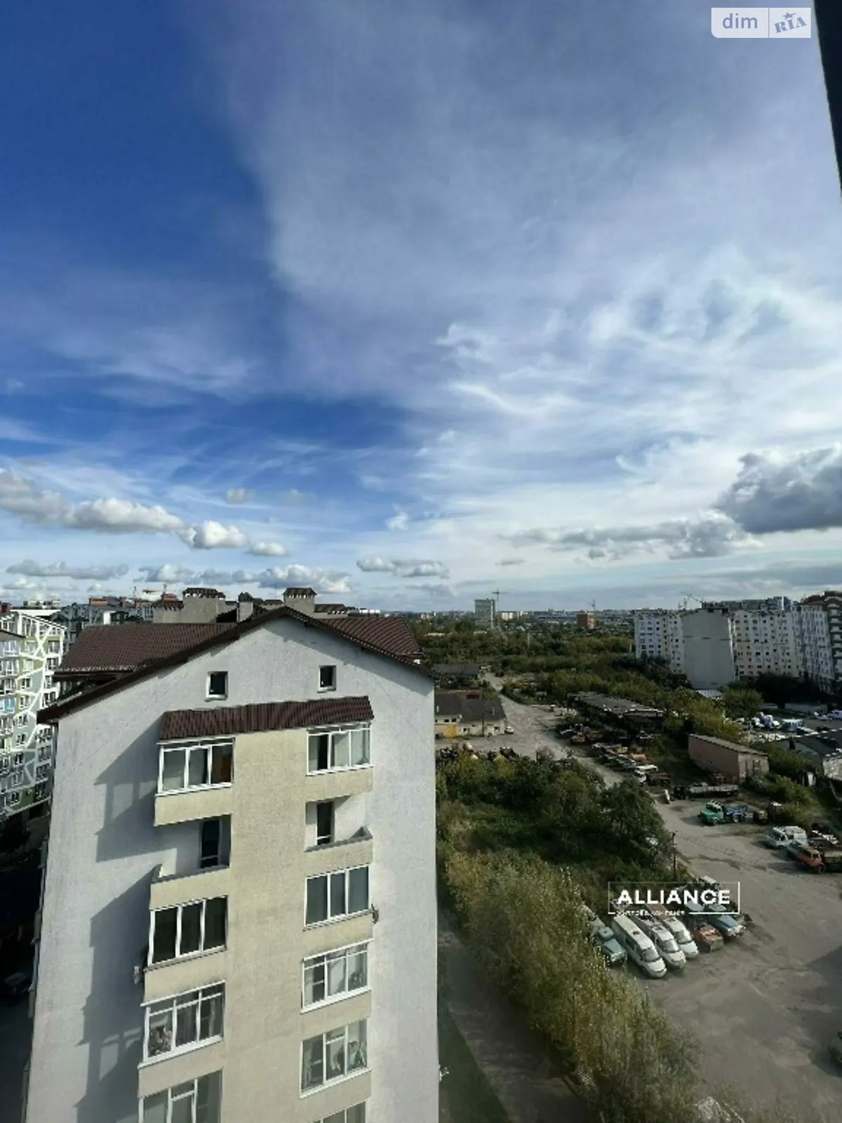 Продается 1-комнатная квартира 43.5 кв. м в Ивано-Франковске - фото 2