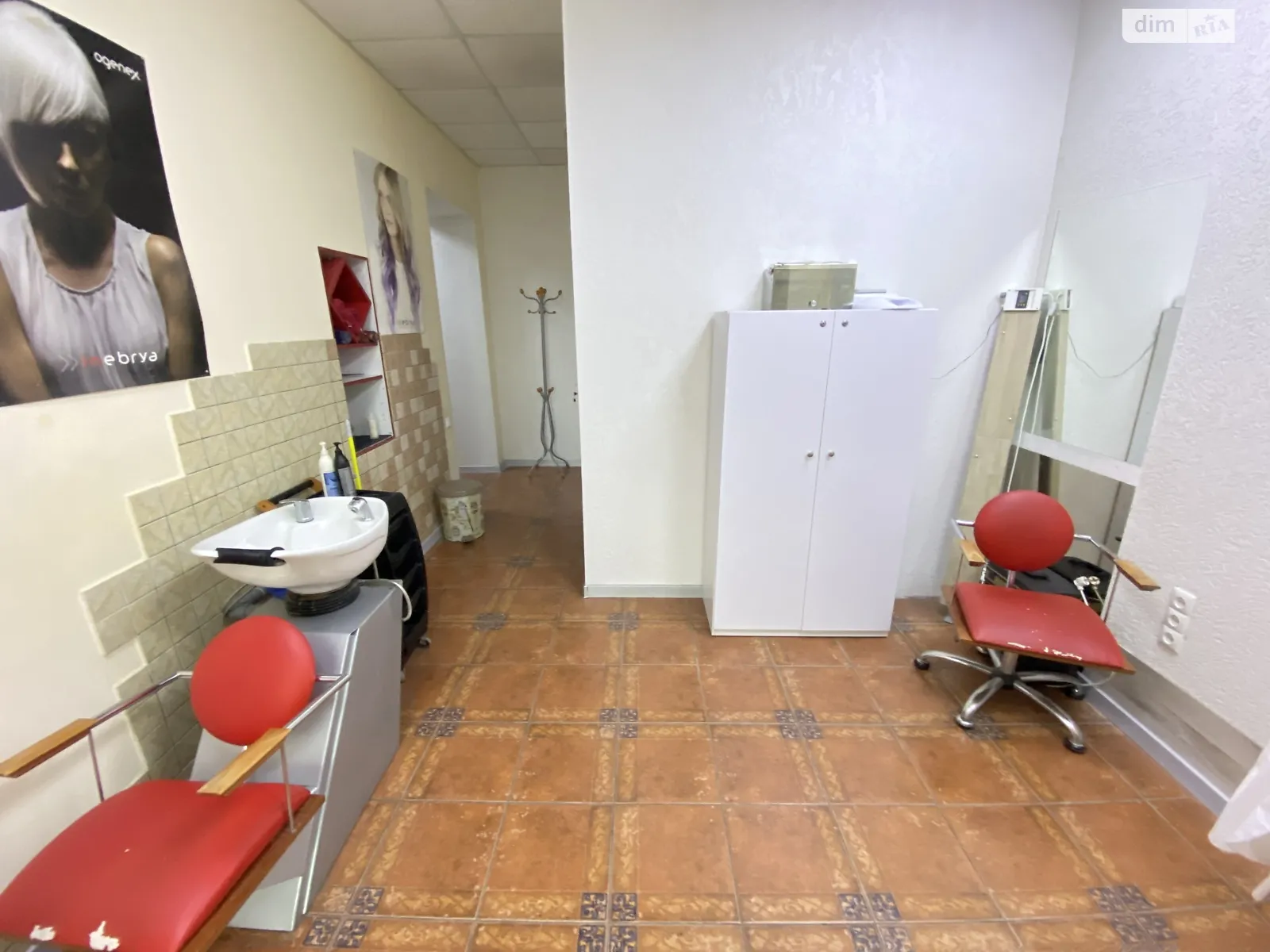 Продається приміщення вільного призначення 62 кв. м в 4-поверховій будівлі, цена: 125000 $ - фото 1