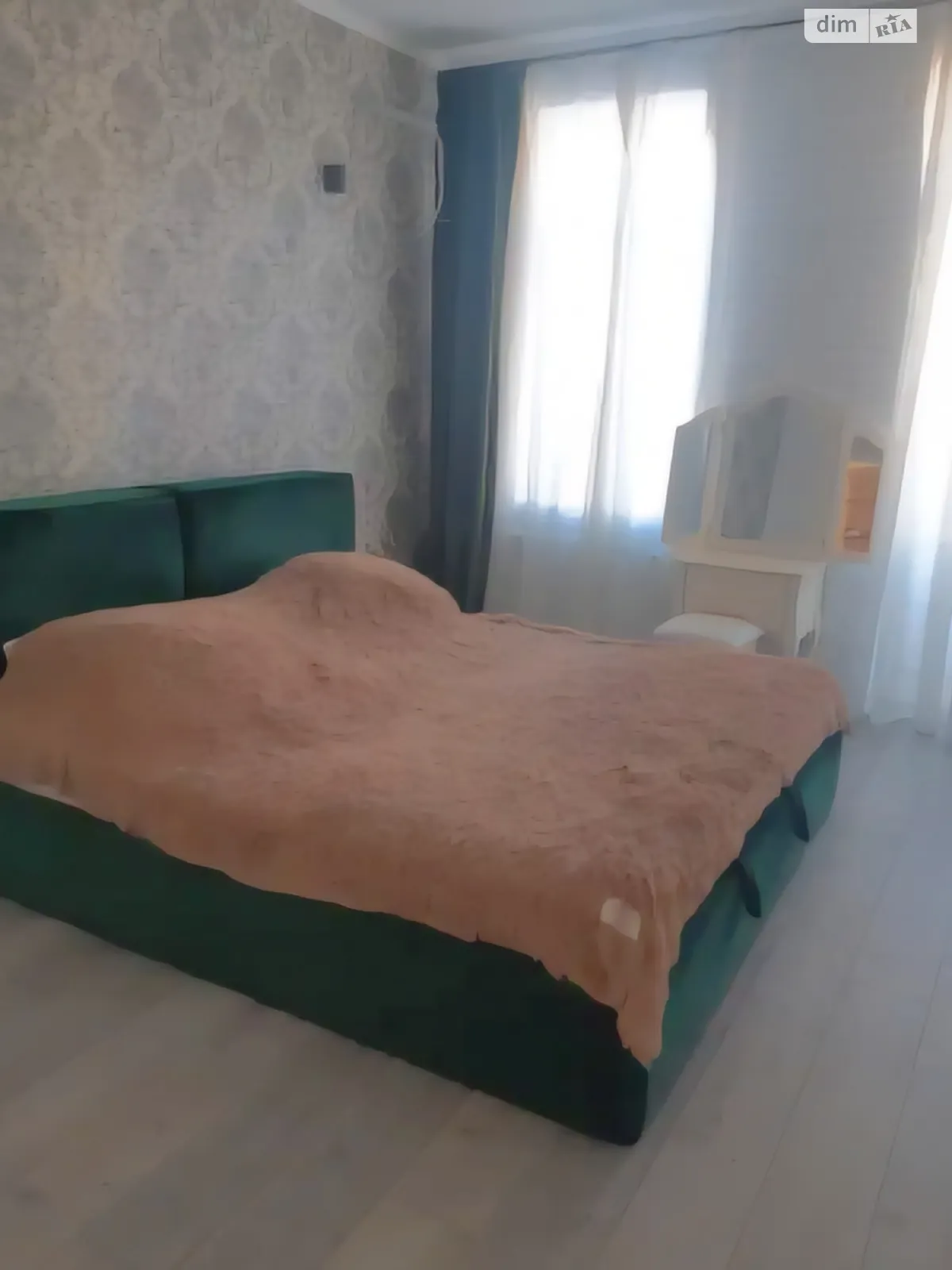 Продается 2-комнатная квартира 80 кв. м в Одессе, ул. Асташкина