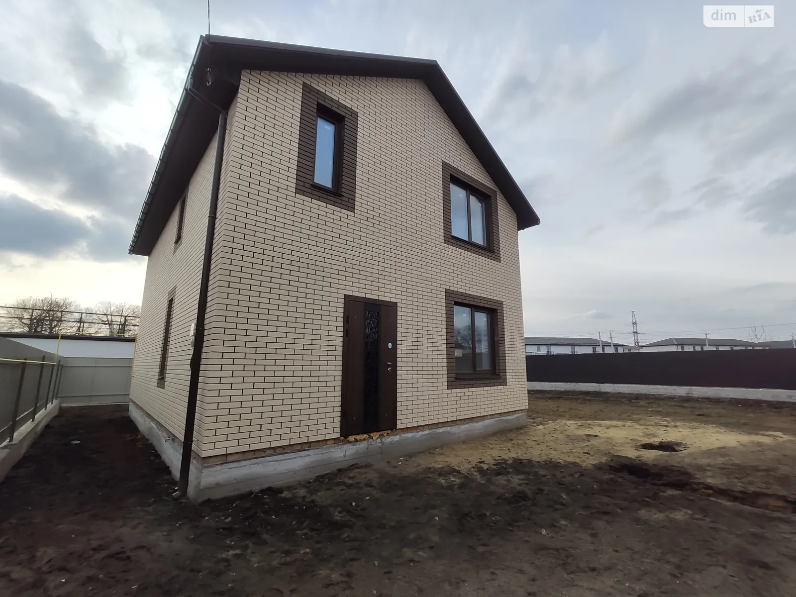 Продается дом на 2 этажа 115 кв. м с участком, цена: 88999 $ - фото 1