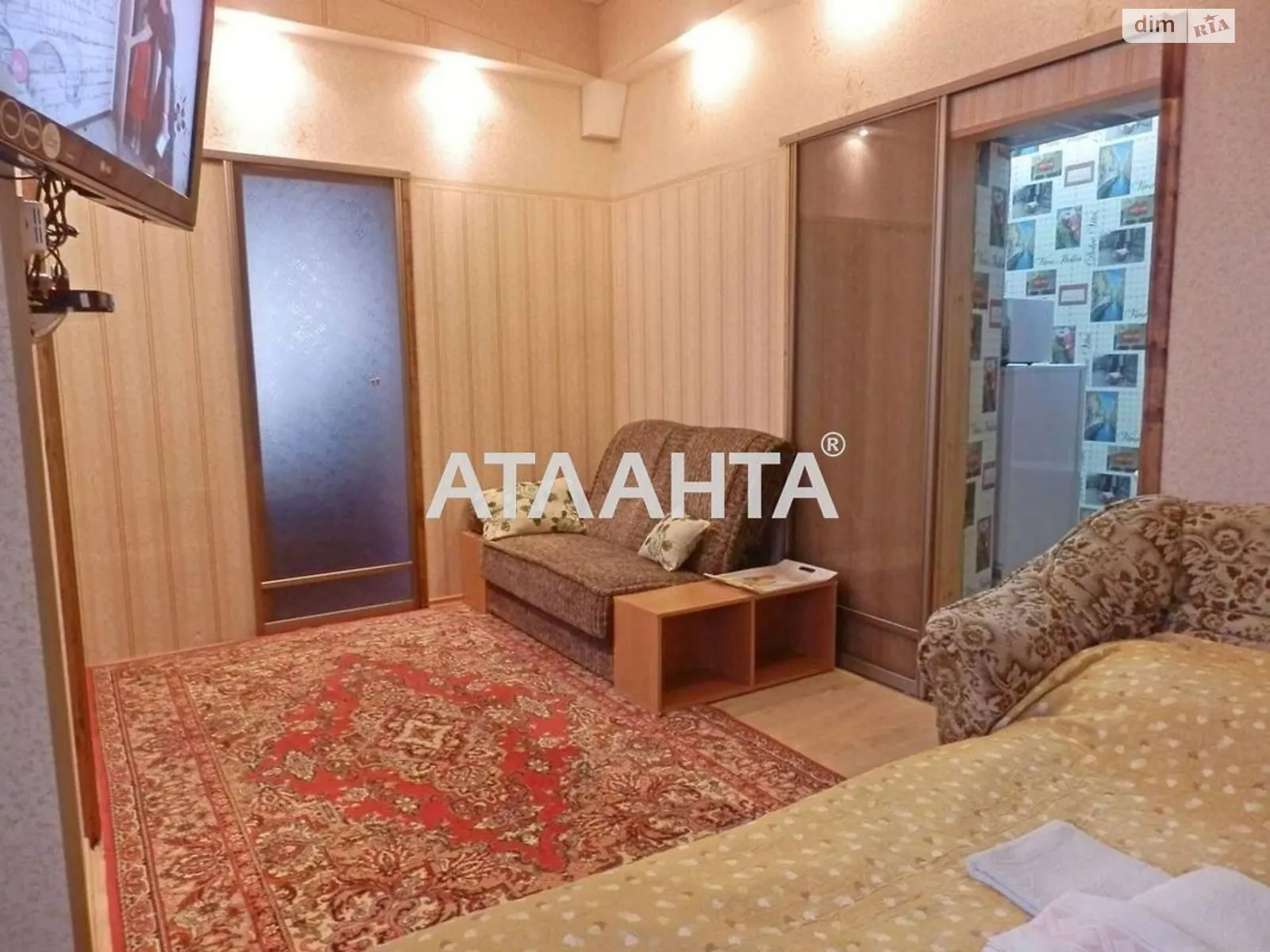 Продается 1-комнатная квартира 29.5 кв. м в Черновцах, цена: 35500 $