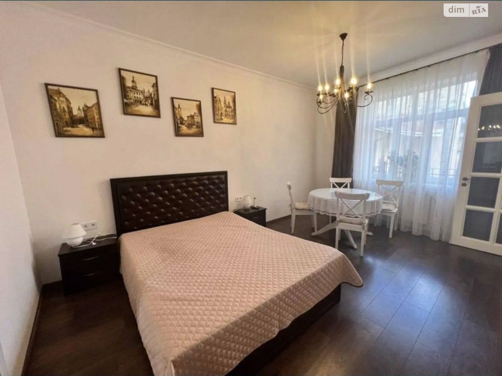 Сдается в аренду 1-комнатная квартира 35 кв. м в Львове, ул. Менцинского