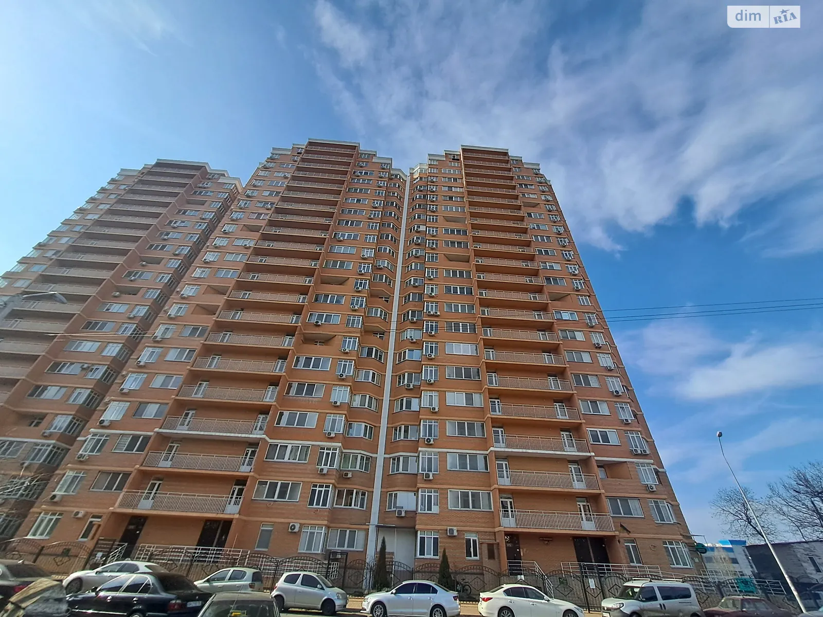 Продается 1-комнатная квартира 43 кв. м в Одессе, ул. Балковская, 137Г - фото 1