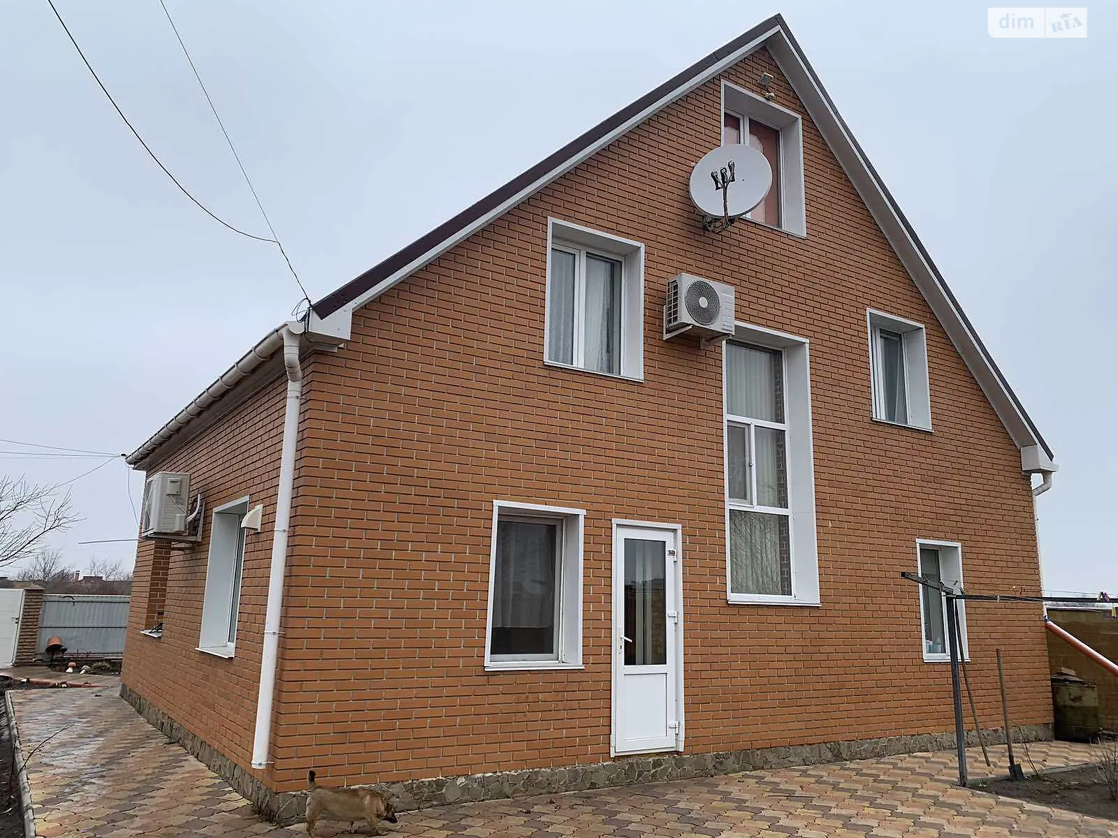 Продается дом на 2 этажа 140 кв. м с баней/сауной, цена: 105000 $ - фото 1