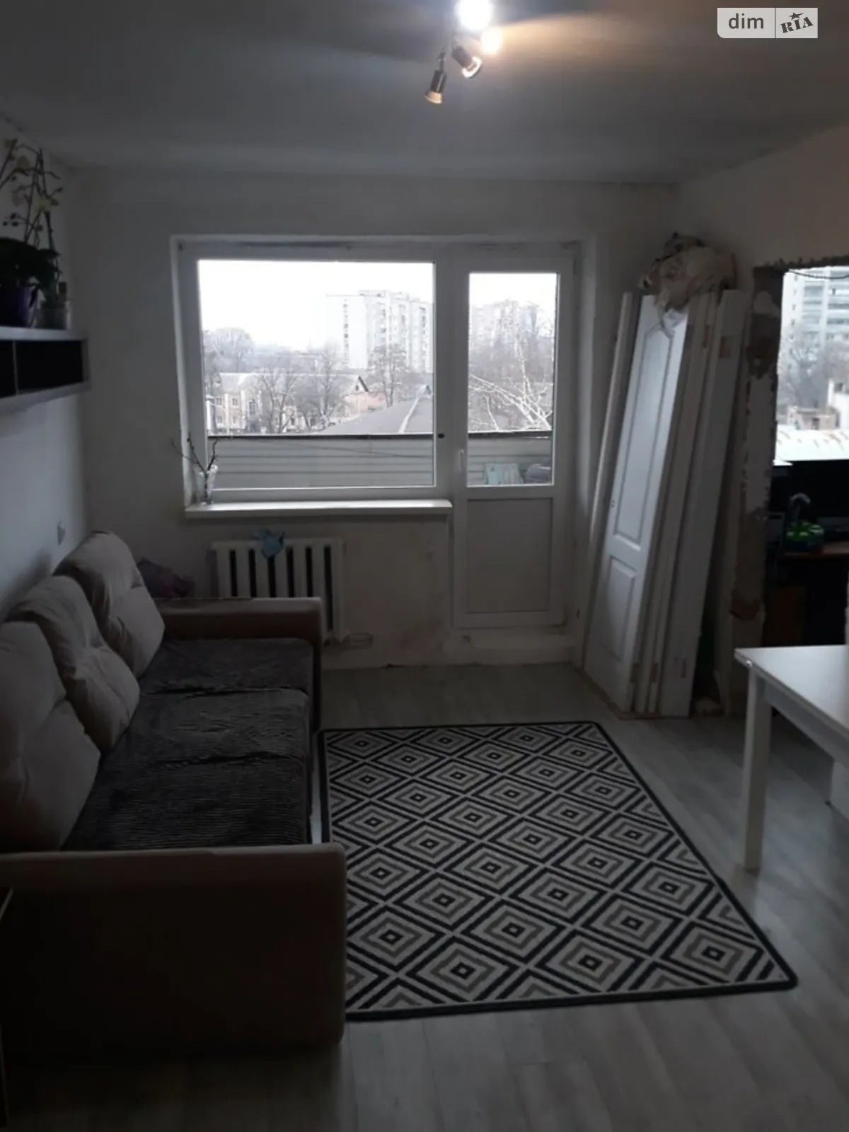 Продается 4-комнатная квартира 62 кв. м в Виннице, ул. Шимка Максима - фото 1