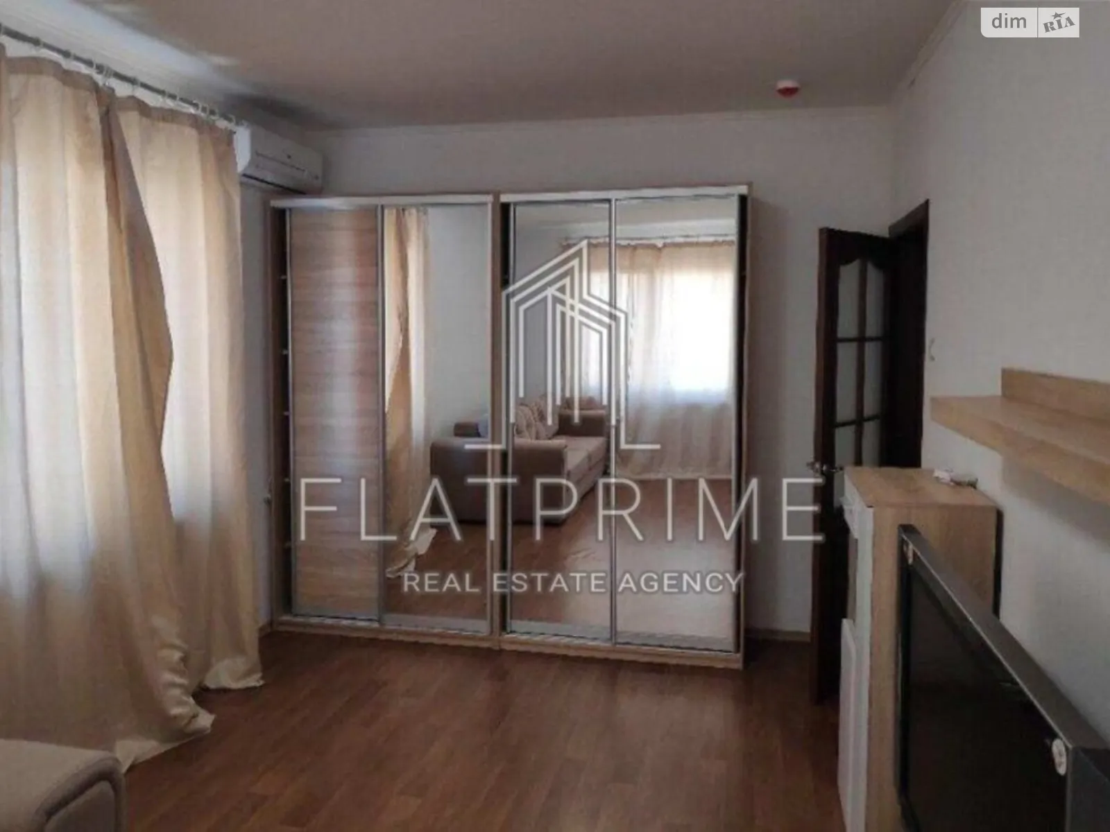 Продается 2-комнатная квартира 60 кв. м в Киеве, ул. Юлии Здановской(Михаила Ломоносова), 85Б