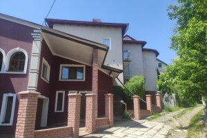 Куплю дом в Черновцах без посредников