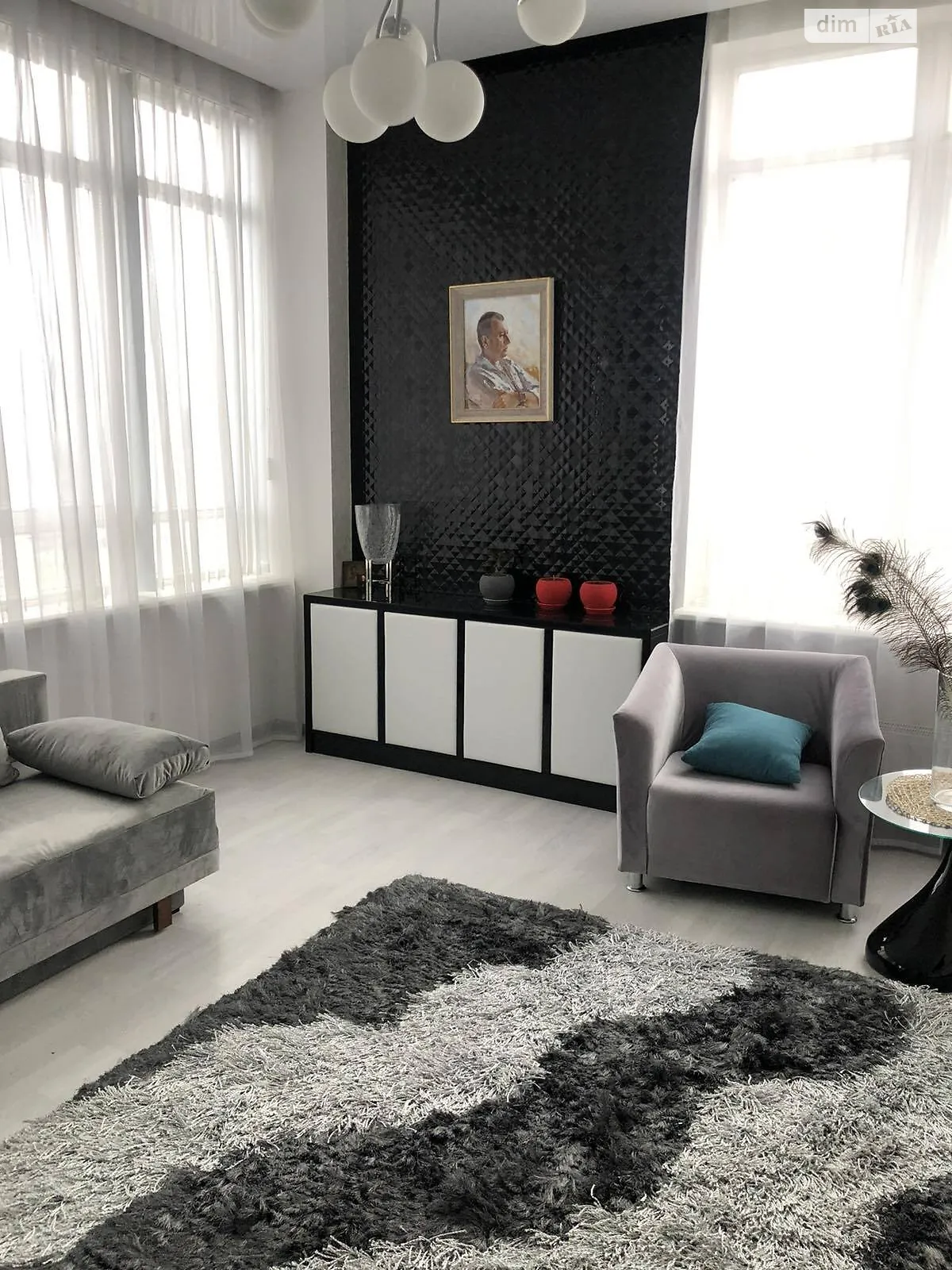Продается 1-комнатная квартира 50 кв. м в Одессе, ул. Генуэзская - фото 1