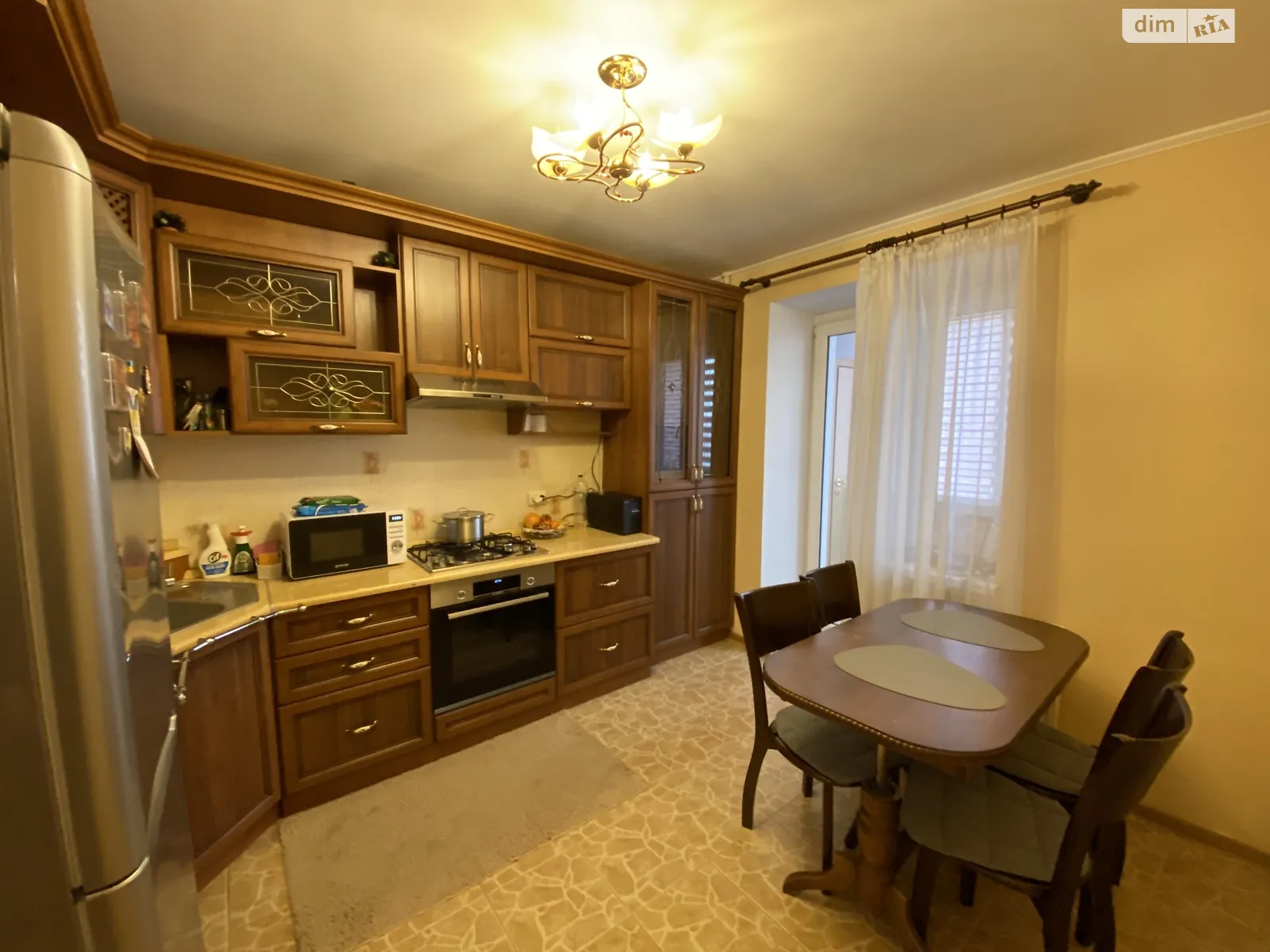 1-комнатная квартира 49 кв. м в Тернополе, цена: 9000 грн