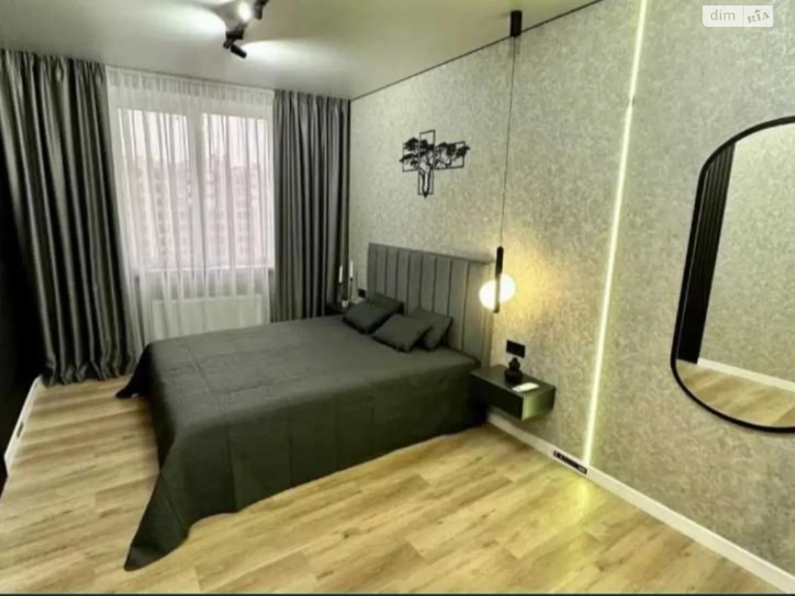 Продается 1-комнатная квартира 39 кв. м в Софиевской Борщаговке, просп. Героев Небесной Сотни