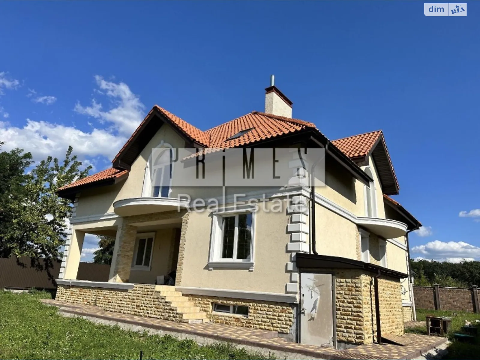 Продається будинок 2 поверховий 450 кв. м з каміном, цена: 500000 $