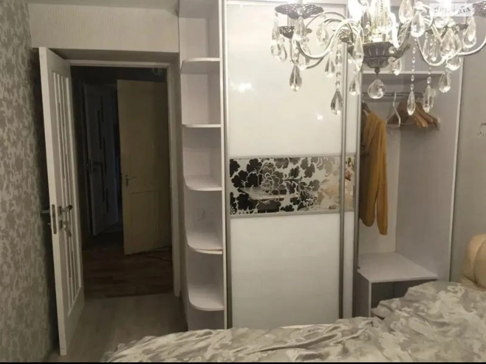 Продается 4-комнатная квартира 85 кв. м в Днепре, цена: 57500 $