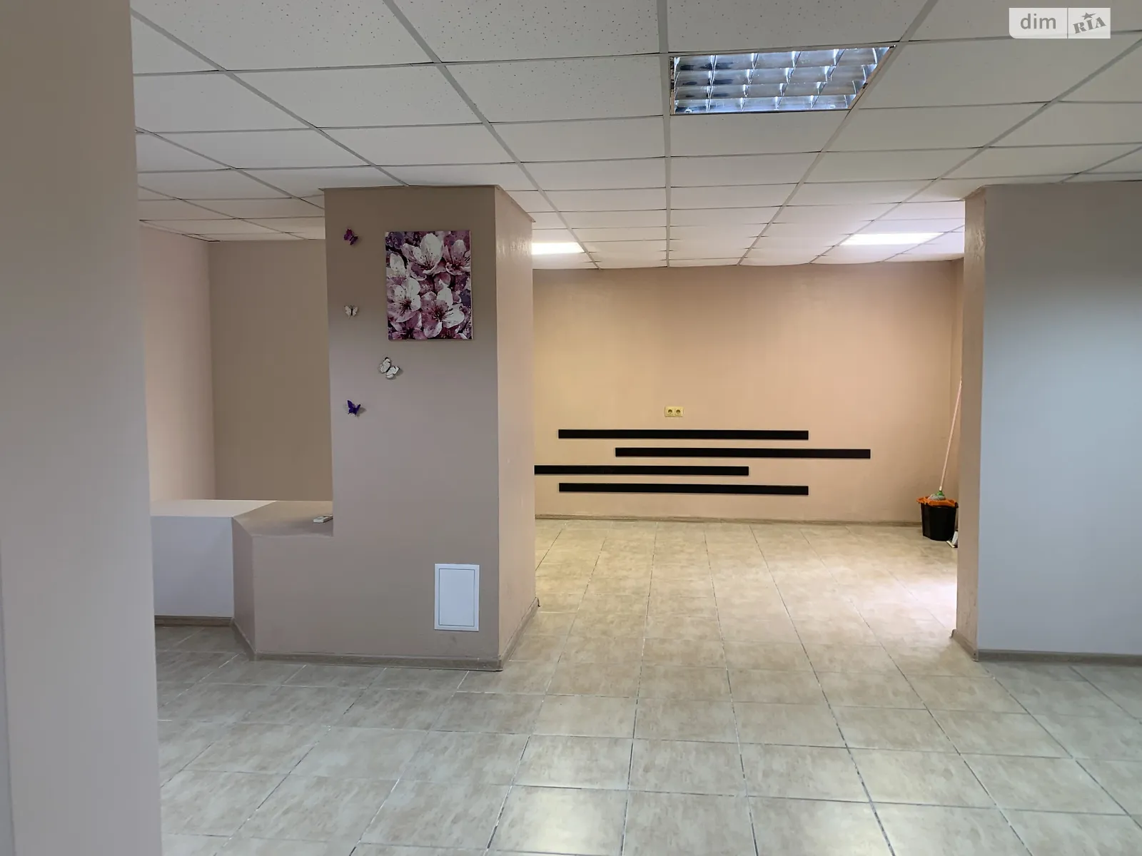 Продается офис 66 кв. м в бизнес-центре, цена: 36000 $ - фото 1