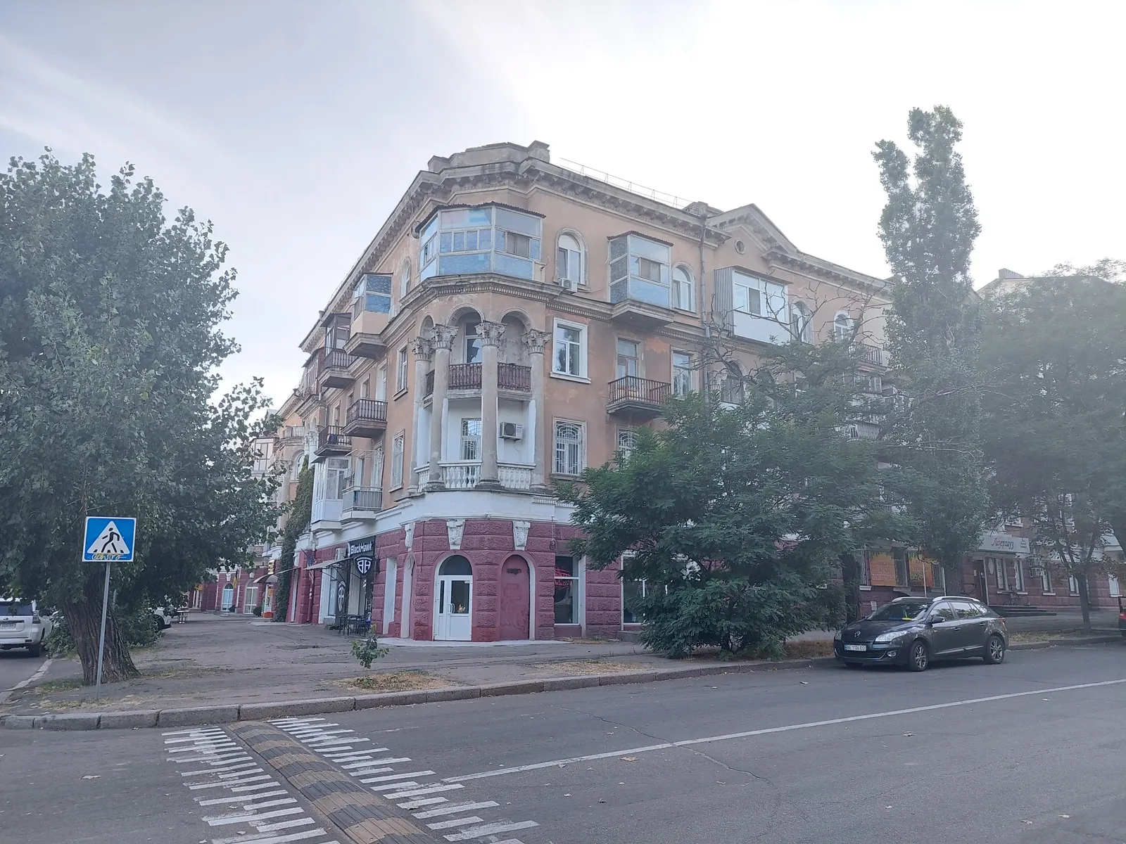 Продається 2-кімнатна квартира 56 кв. м у Миколаєві, вул. Дунаєва