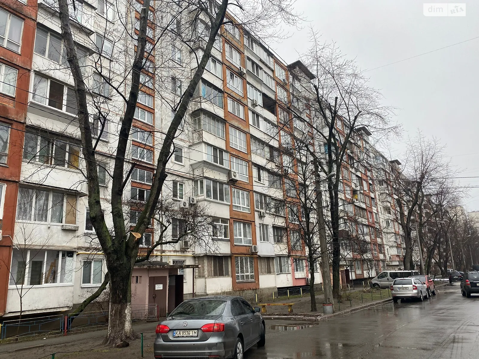 Продается 3-комнатная квартира 64.7 кв. м в Киеве, ул. Левка Лукьяненко, 1