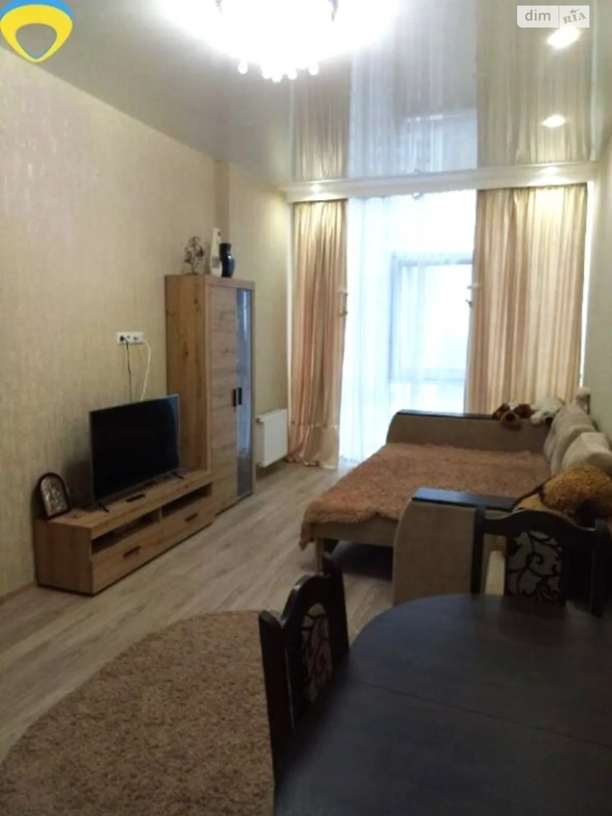 Продается 1-комнатная квартира 43 кв. м в Одессе, ул. Академика Сахарова, 3А - фото 1