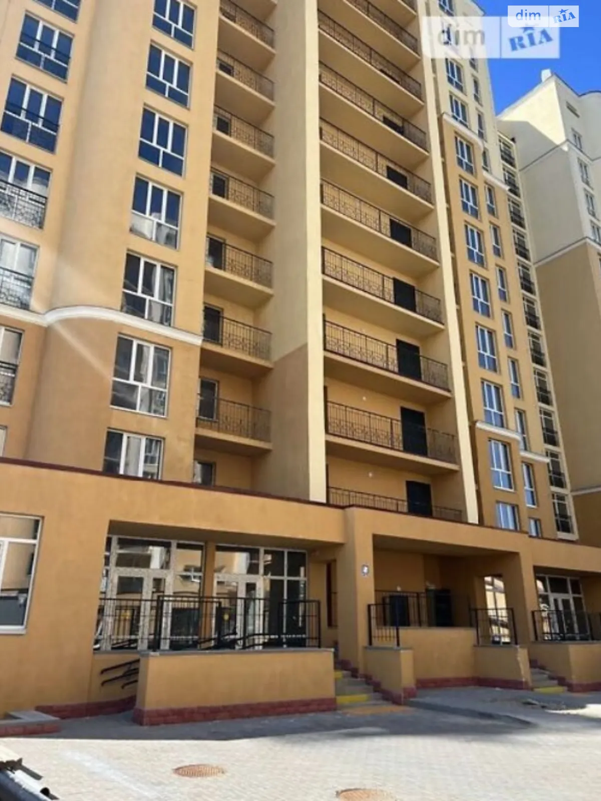 Продается 1-комнатная квартира 41 кв. м в Чайках, ул. Валерия Лобановского - фото 1