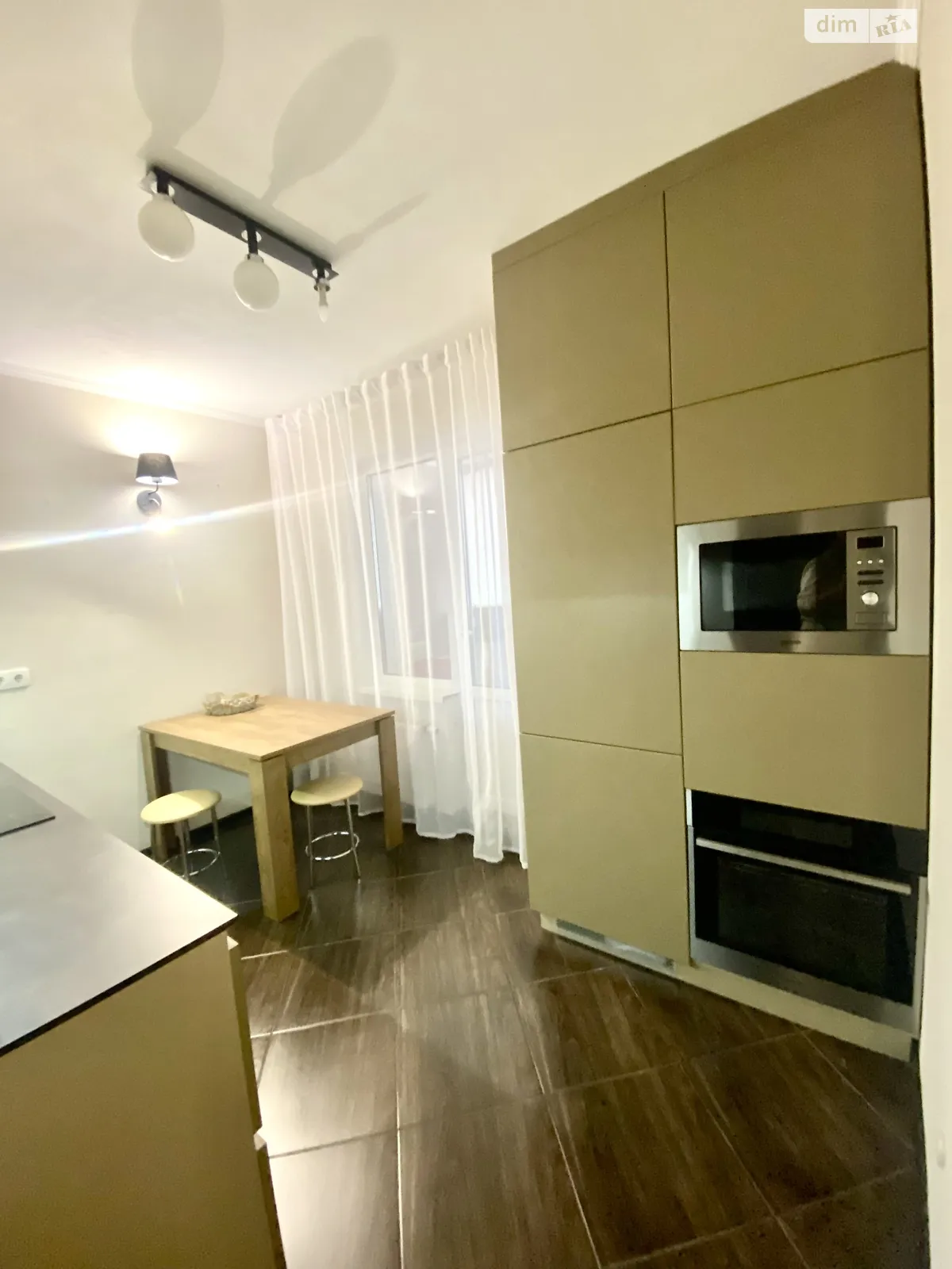 Продається 2-кімнатна квартира 60.2 кв. м у Києві, цена: 87000 $ - фото 1