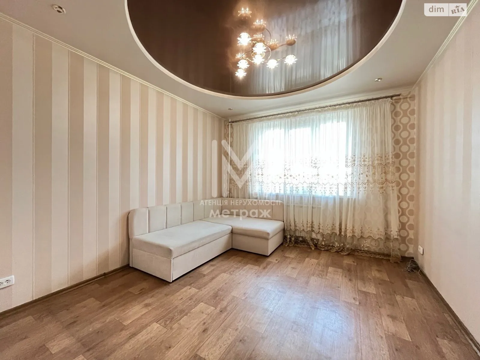 Продается 3-комнатная квартира 69 кв. м в Харькове, ул. Солнечная, 7