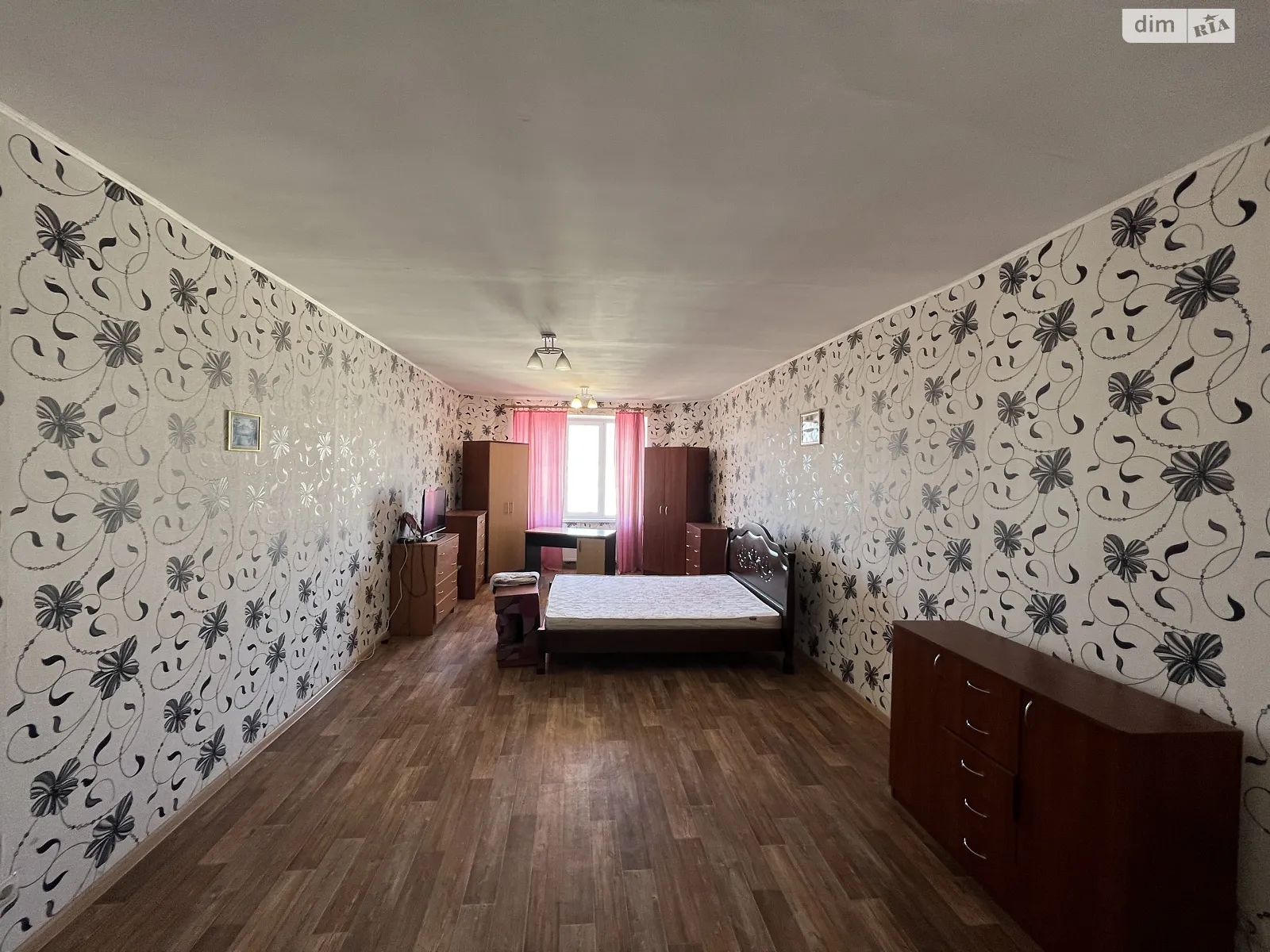Продается 1-комнатная квартира 69 кв. м в Одессе, цена: 35000 $