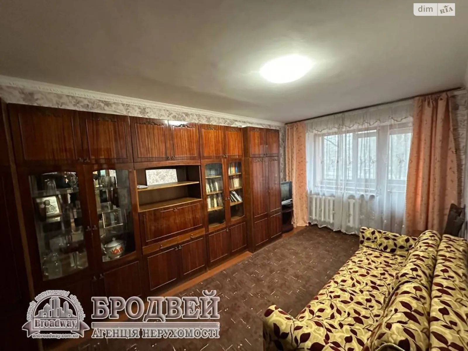 Продается 2-комнатная квартира 42 кв. м в Чернигове, цена: 36000 $