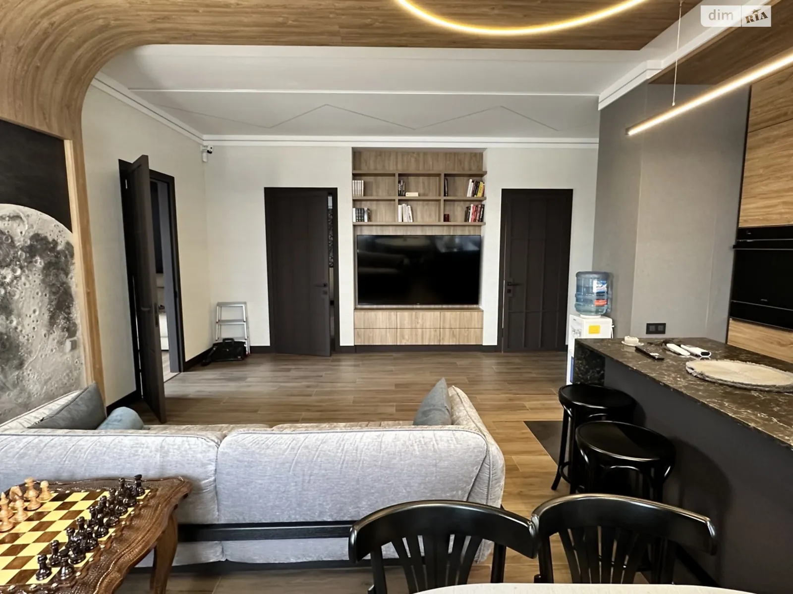 Продається 2-кімнатна квартира 95 кв. м у Одесі, пров. Кордонний, 2/2 - фото 1