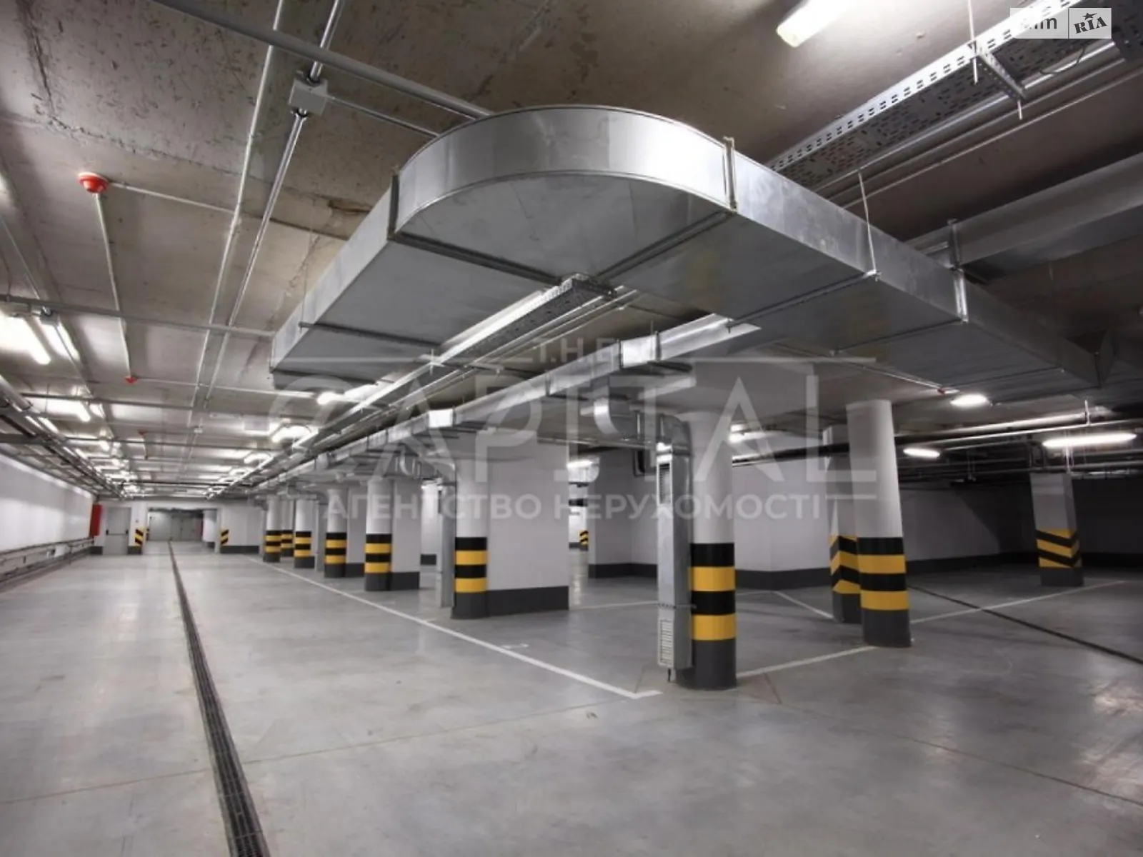 Продается подземный паркинг под легковое авто на 10 кв. м - фото 3
