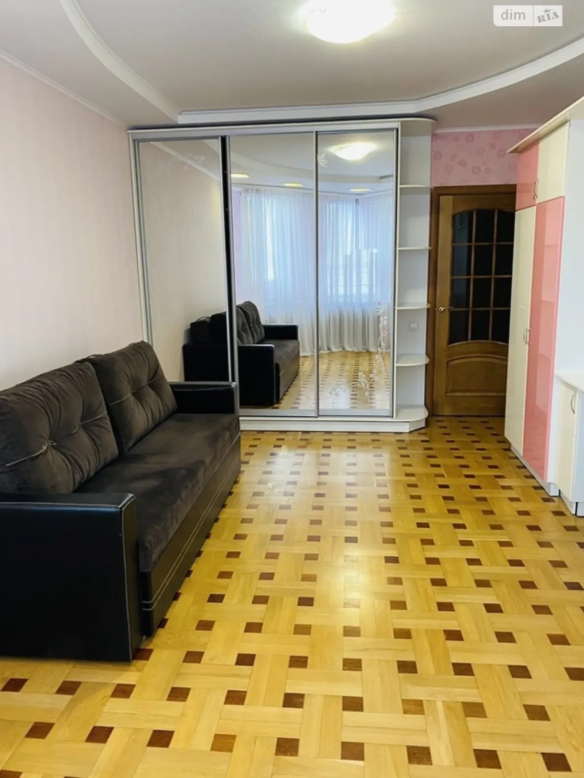 Сдается в аренду 2-комнатная квартира 56 кв. м в Киеве, Харьковское шоссе