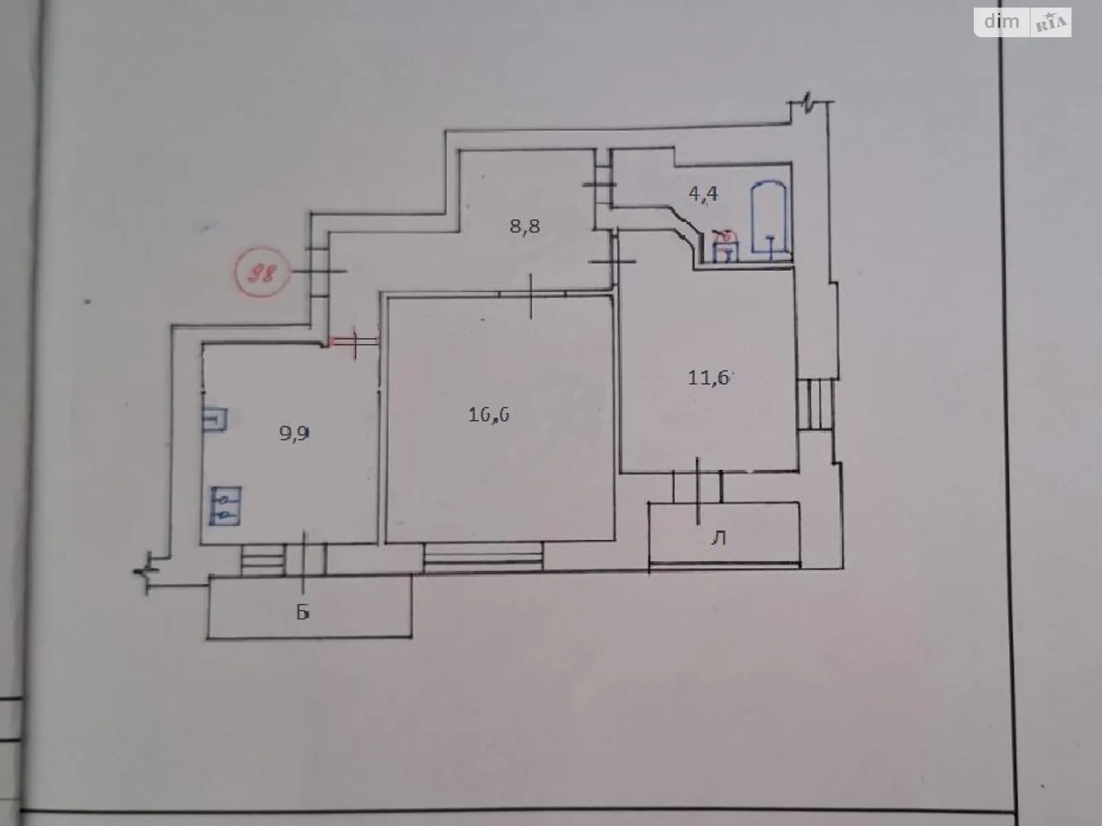 Продається 2-кімнатна квартира 52 кв. м у Полтаві, вул. Ватутіна, 9