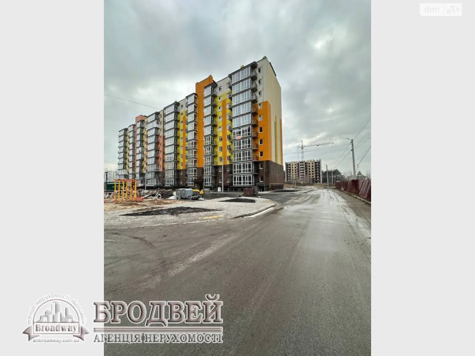 Продается 1-комнатная квартира 34 кв. м в Чернигове, цена: 23500 $