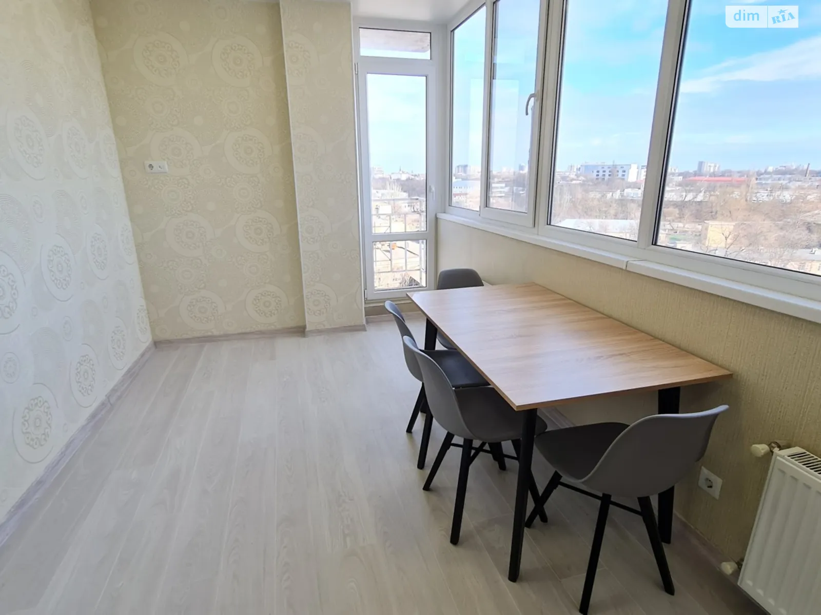 Продається 2-кімнатна квартира 42 кв. м у Одесі, цена: 38500 $