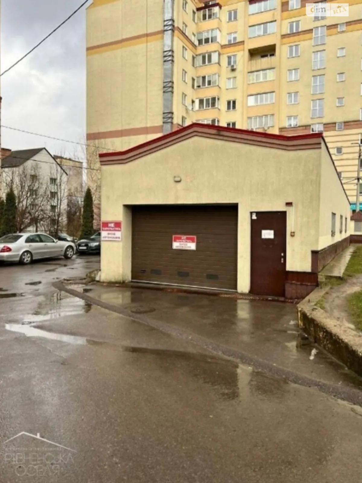 Продается подземный паркинг под легковое авто на 15.5 кв. м, цена: 7000 $ - фото 1