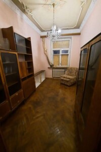 Куплю квартиру в Краснокутске без посредников