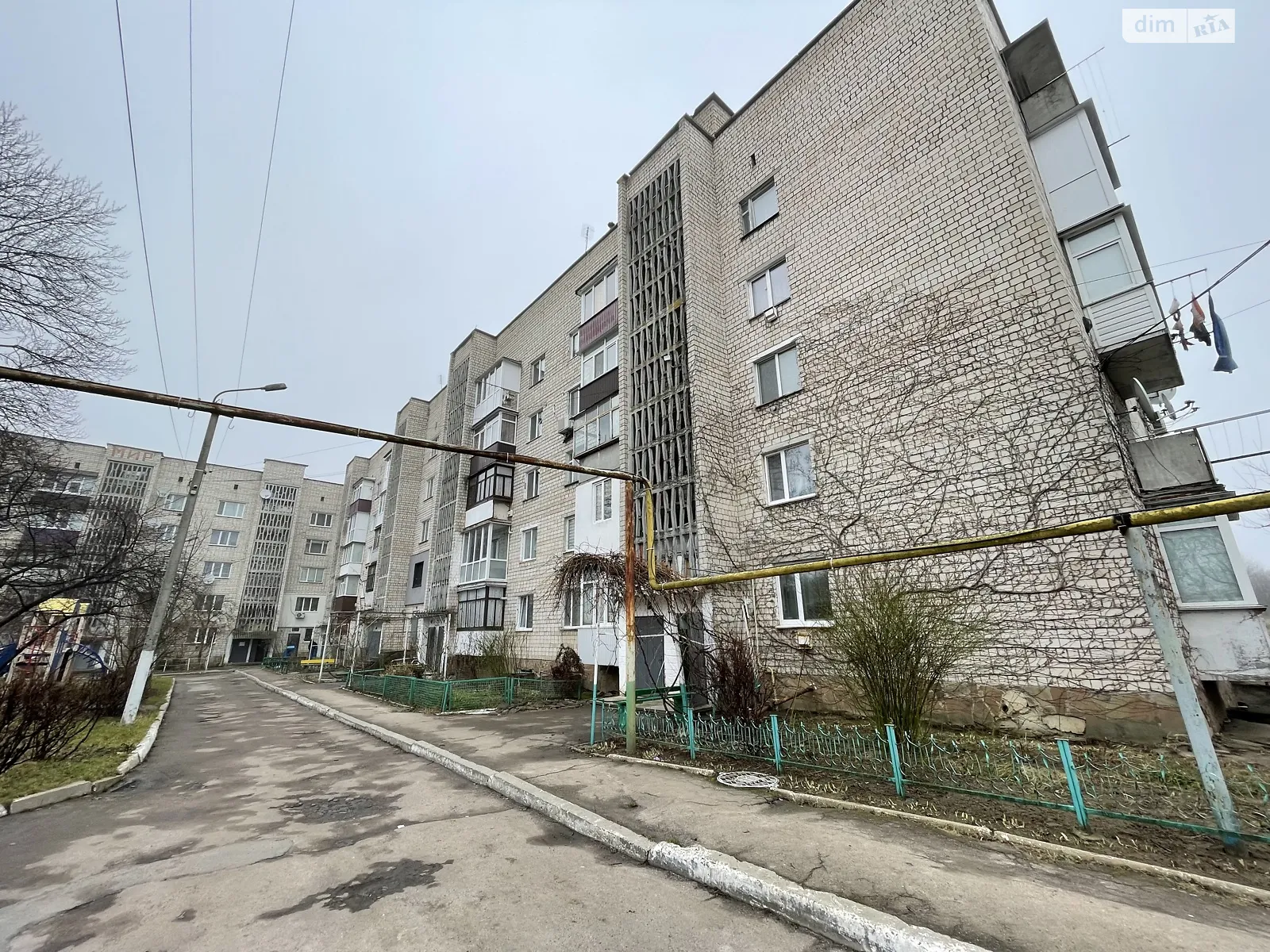 Продается 2-комнатная квартира 55 кв. м в Жмеринке, ул. Декабристов, 7 - фото 1