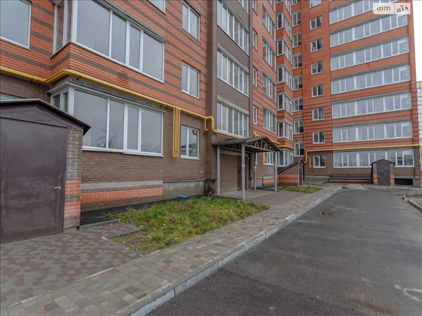 Продается 2-комнатная квартира 77 кв. м в Полтаве, ул. Андриевского Виктора
