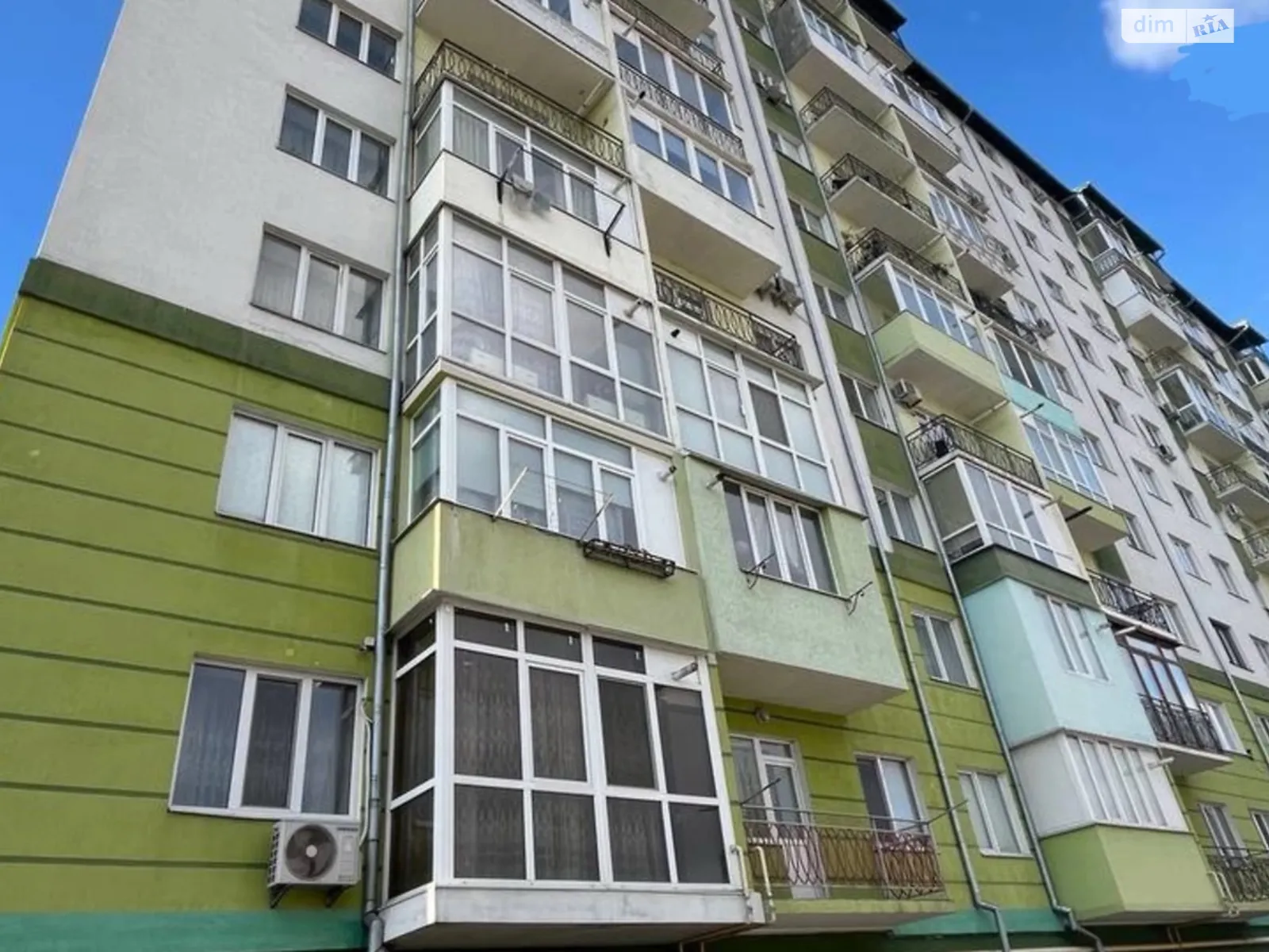 Продается 2-комнатная квартира 60 кв. м в Ивано-Франковске, цена: 44500 $