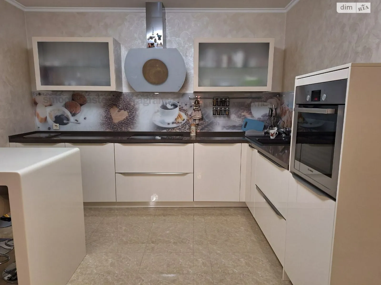 Продается 3-комнатная квартира 110 кв. м в Киеве, ул. Юрия Кондратюка - фото 1