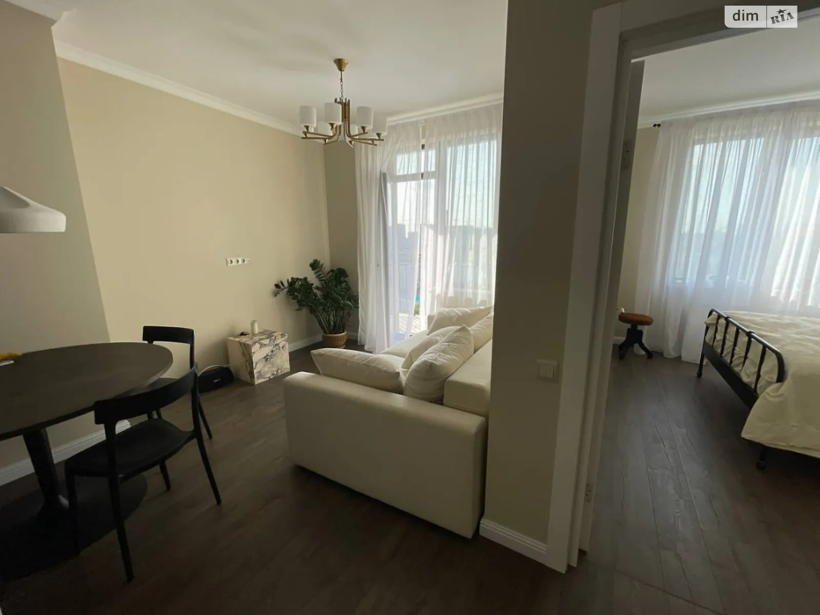 Продается 1-комнатная квартира 46 кв. м в Одессе, Фонтанская дор., 25 корпус 1