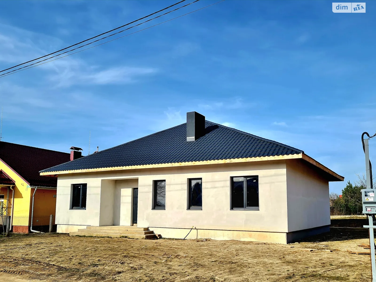 Продається одноповерховий будинок 120 кв. м з каміном, цена: 70000 $