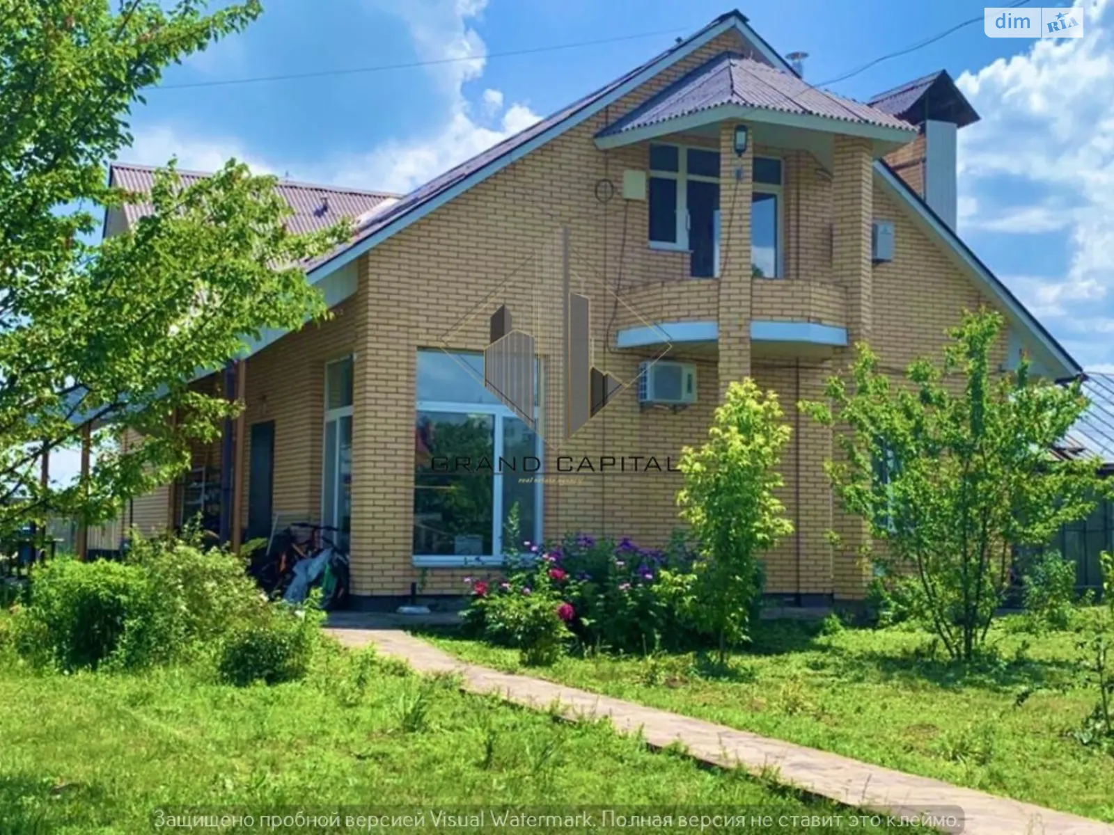 Продається будинок 2 поверховий 260 кв. м з каміном, цена: 163000 $