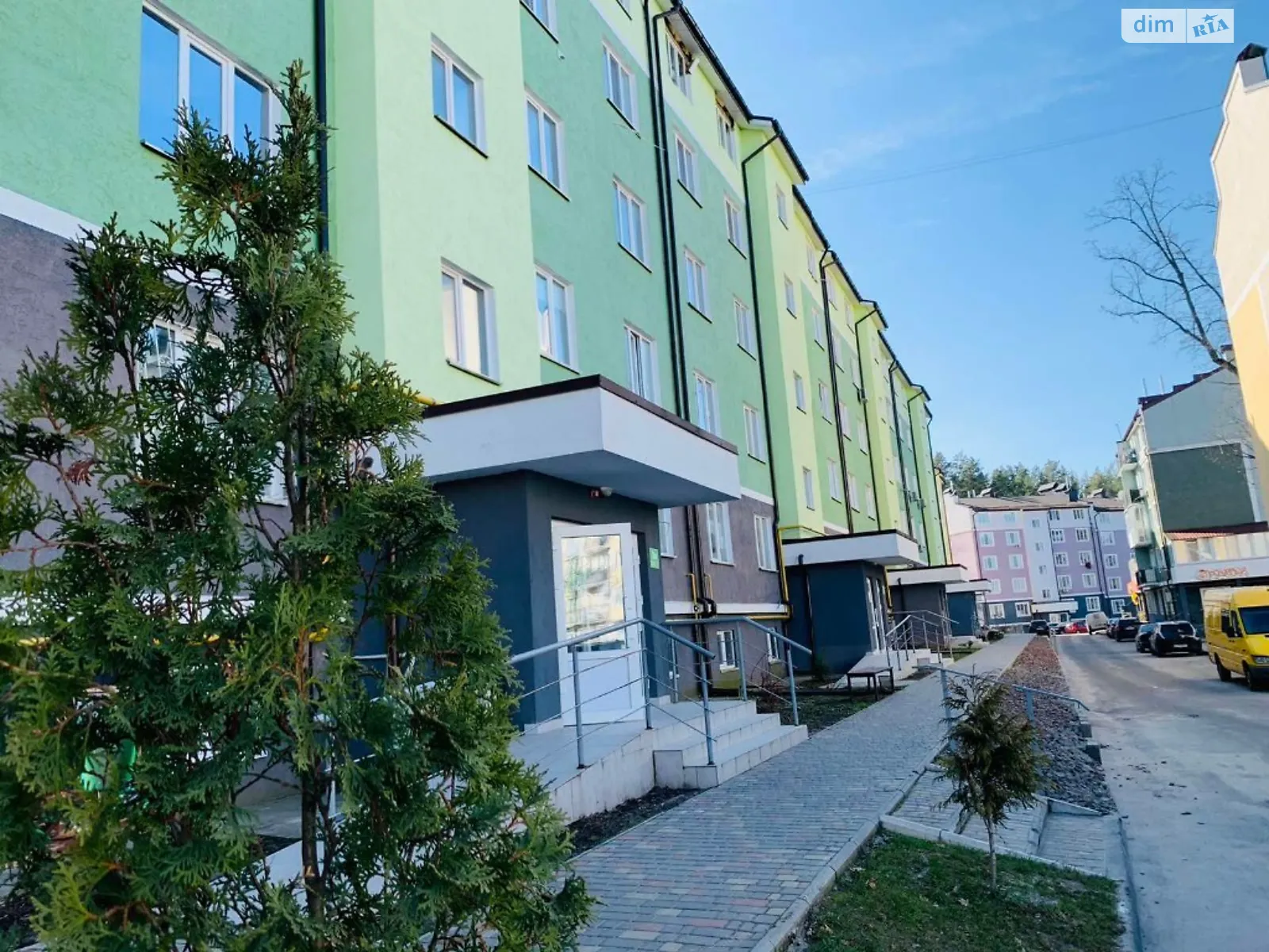 Продается 1-комнатная квартира 35 кв. м в Ирпене, ул. Белокур(Курская)
