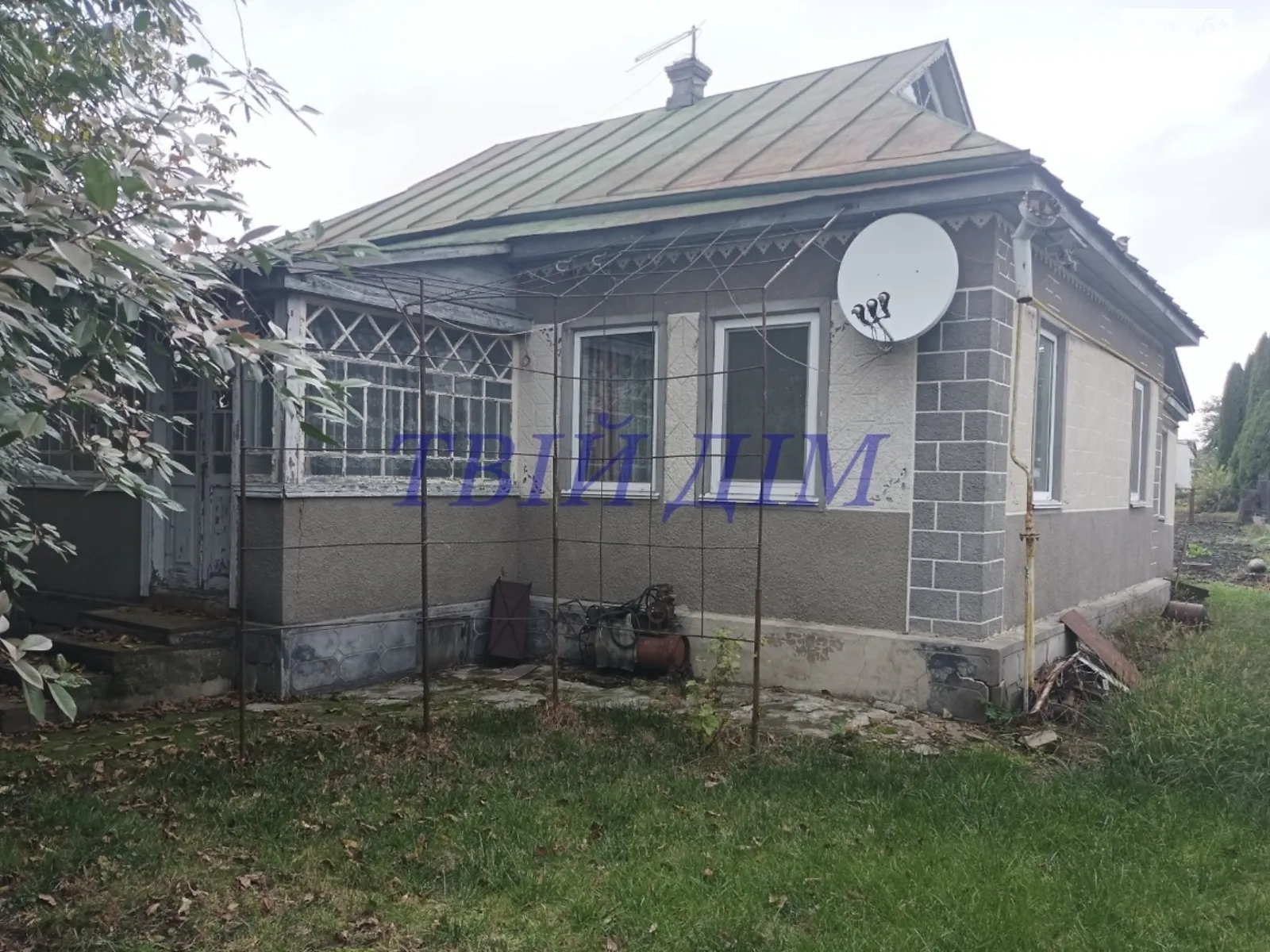 Продається одноповерховий будинок 97 кв. м з каміном, цена: 65000 $