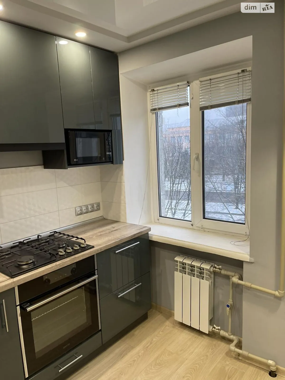 Продается 1-комнатная квартира 29.7 кв. м в Днепре, цена: 36000 $