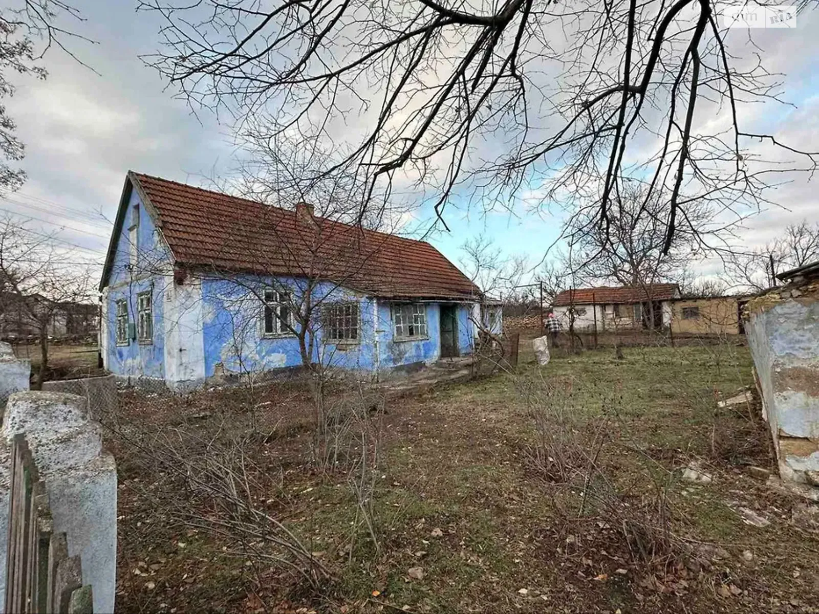 Продається одноповерховий будинок 20 кв. м з подвалом, вул. Бориса Дерев'янка, 95