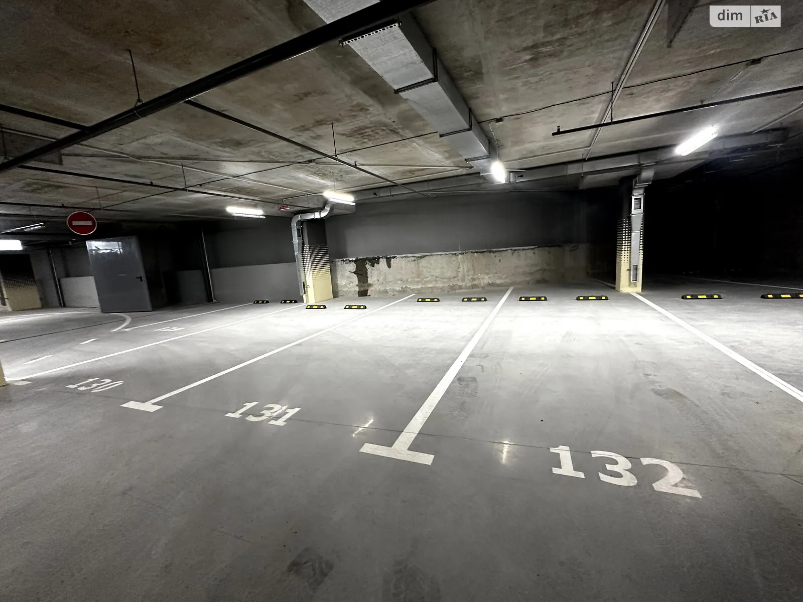 Продается подземный паркинг под легковое авто на 20 кв. м - фото 4