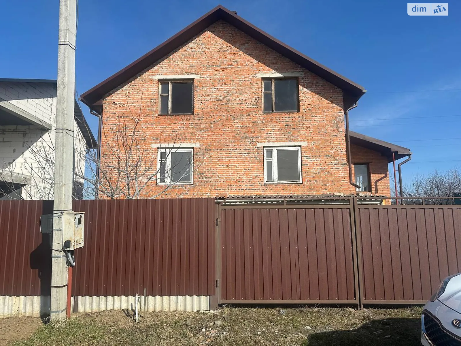 Продається будинок 2 поверховий 165 кв. м з гаражем, цена: 89000 $