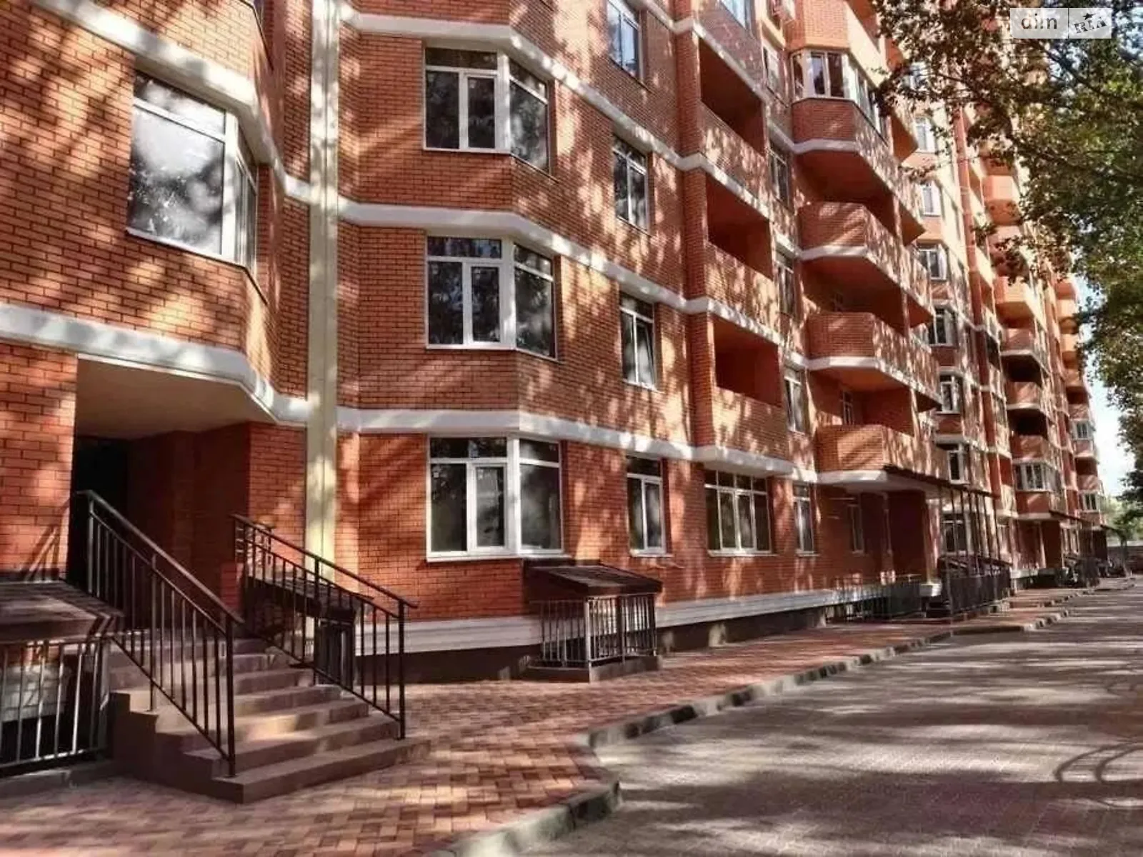 Продается 1-комнатная квартира 42 кв. м в Одессе, Овидиопольская дор. - фото 1