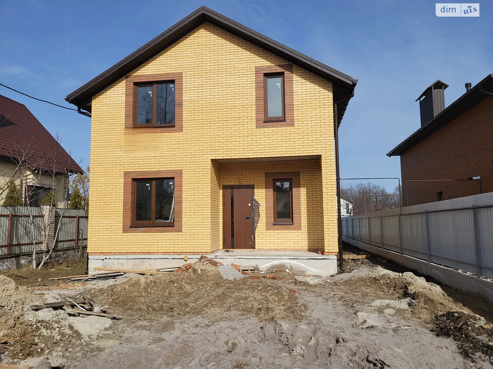 Продається будинок 2 поверховий 120 кв. м з гаражем, цена: 120000 $ - фото 1